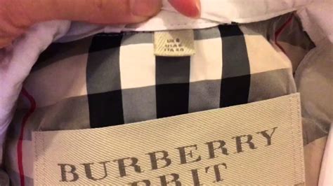 spot fake burberry trench coat|how to check burberry authenticity.